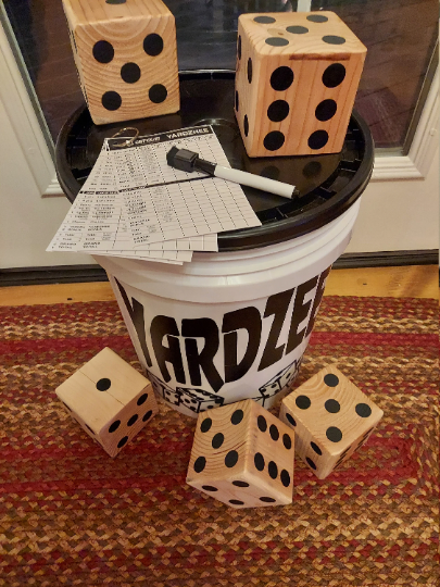 Yardzee/ Yahtzee lawn game