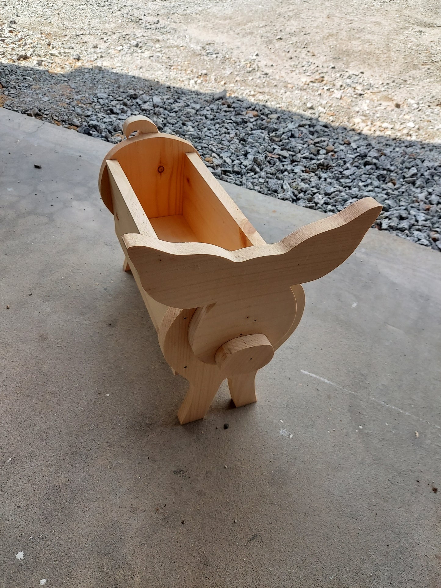 Pig planter Wood