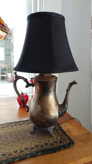 Teapot lamp