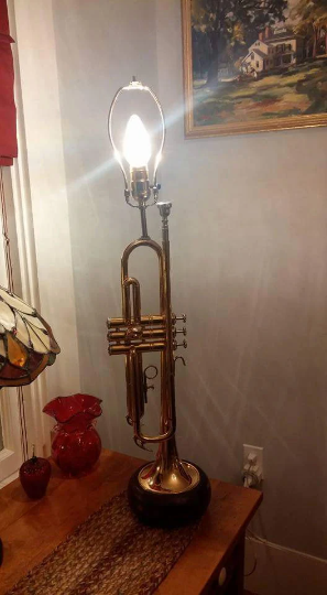 Trumpet Lamp