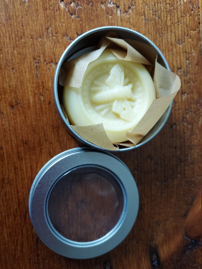 Beeswax lotion bar