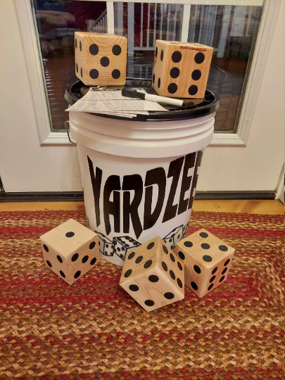 Yardzee/ Yahtzee lawn game