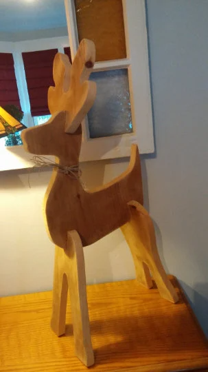 Wood Pine Reindeer